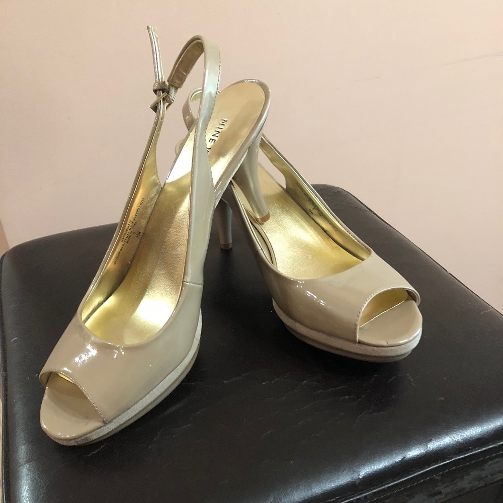Nine West Sling back pumps
